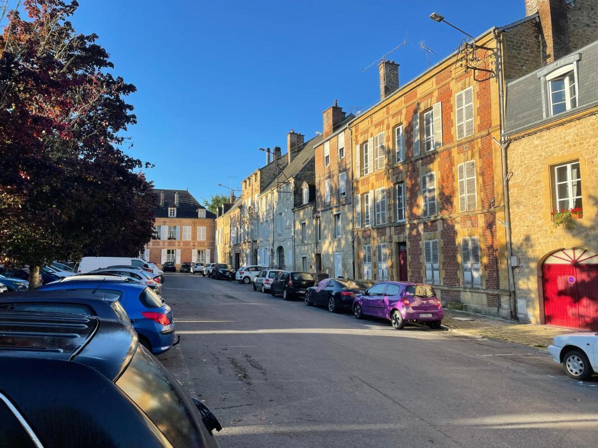 Apartmán Triplex Plein Coeur Du Centre Historique Charleville-Mézières Exteriér fotografie